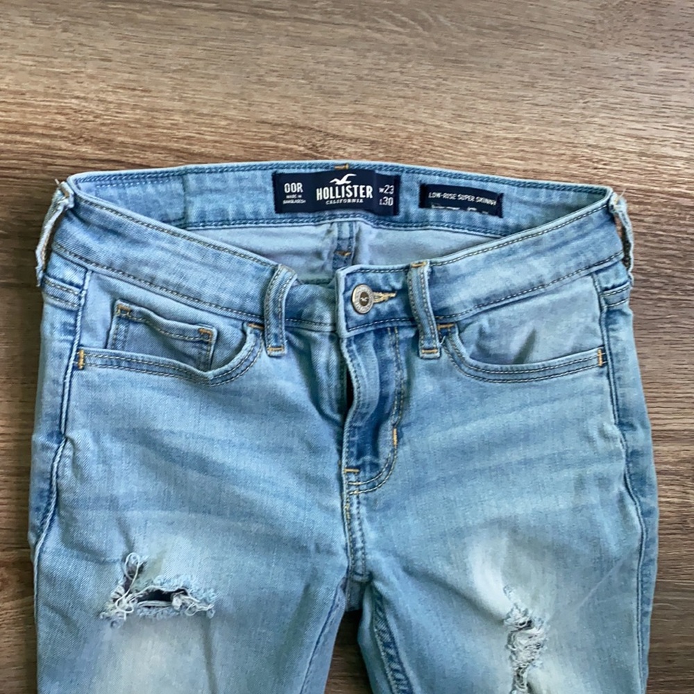 Hollister jeans - Picture 2 of 3